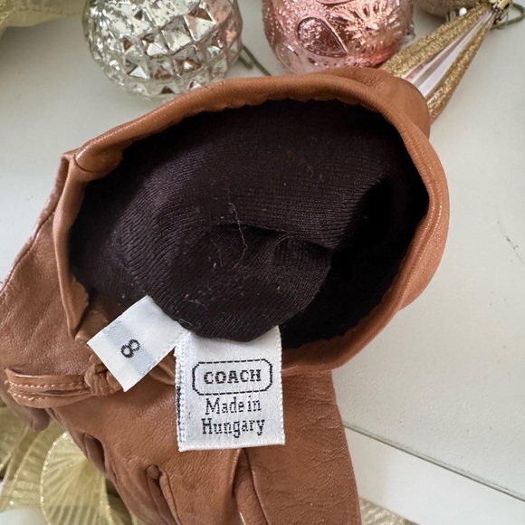 Coach elbow high stitch laced leather gloves - Picture 5 of 6